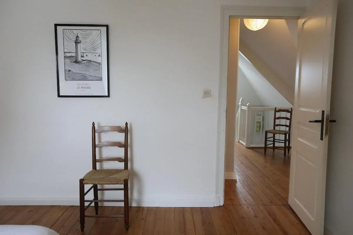 Willa Large House 80M From The Port Of Paimpol 0*,