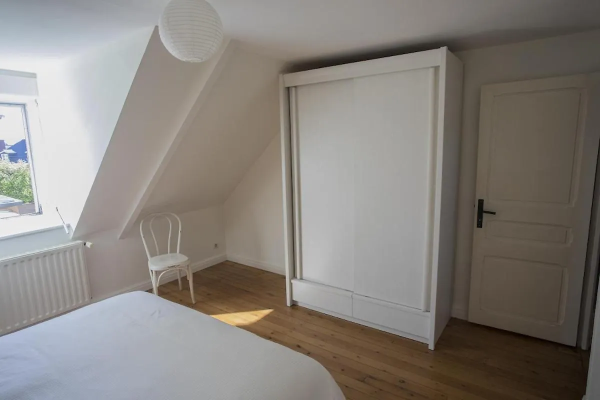 Willa Large House 80M From The Port Of Paimpol 0*,