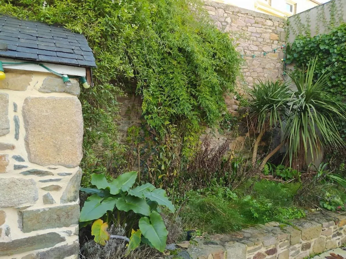 Large House 80M From The Port Of Paimpol Villa 0*,  Frankrike
